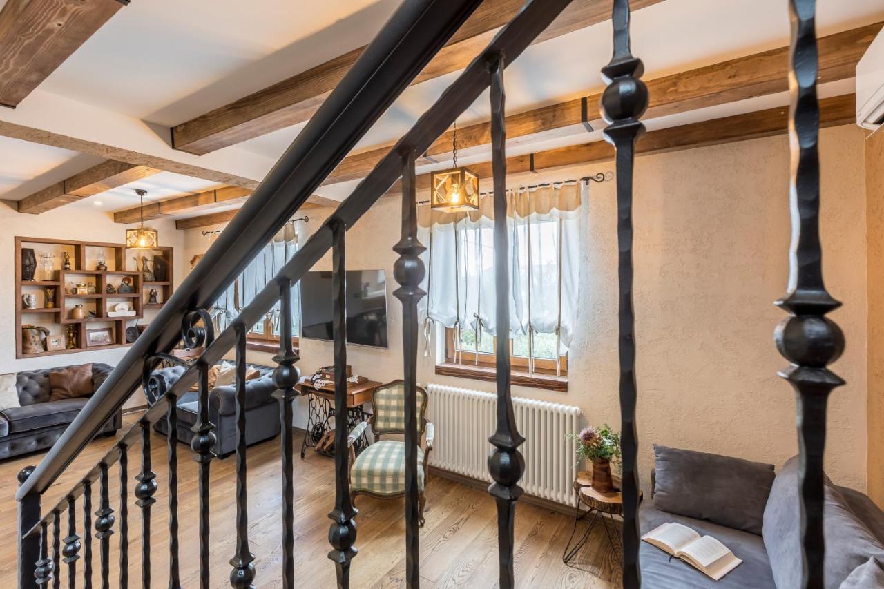 Villa Grey Stone Gata Kültér fotó