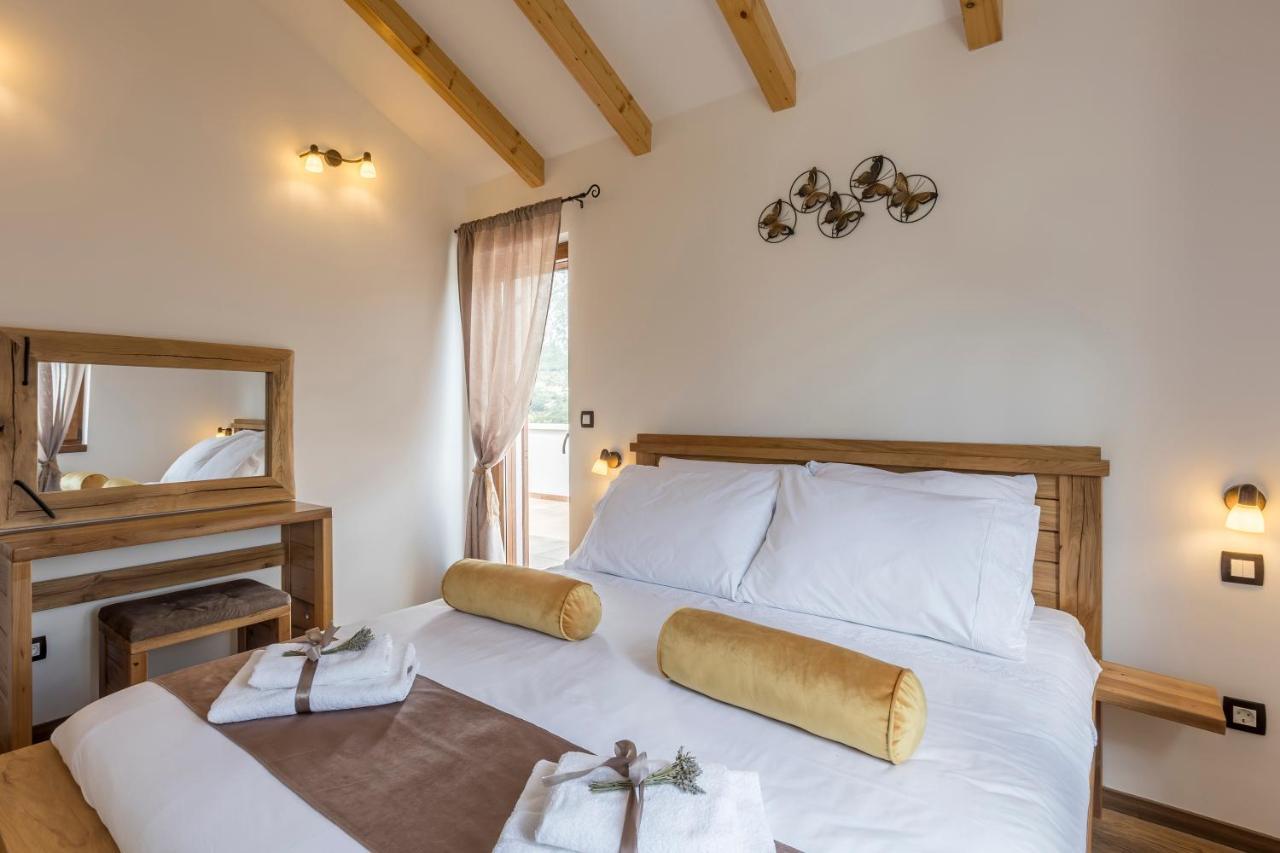 Villa Grey Stone Gata Kültér fotó