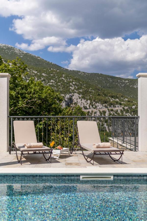 Villa Grey Stone Gata Kültér fotó