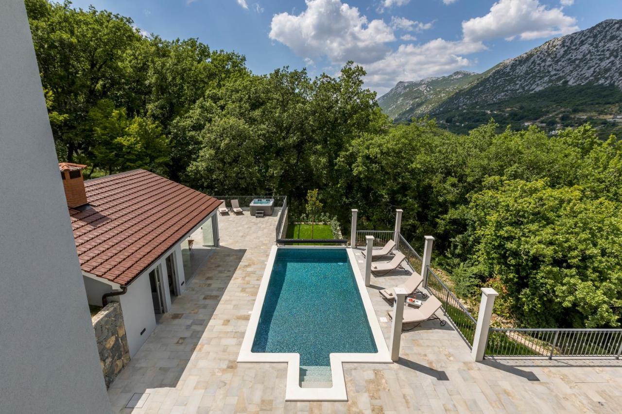 Villa Grey Stone Gata Kültér fotó