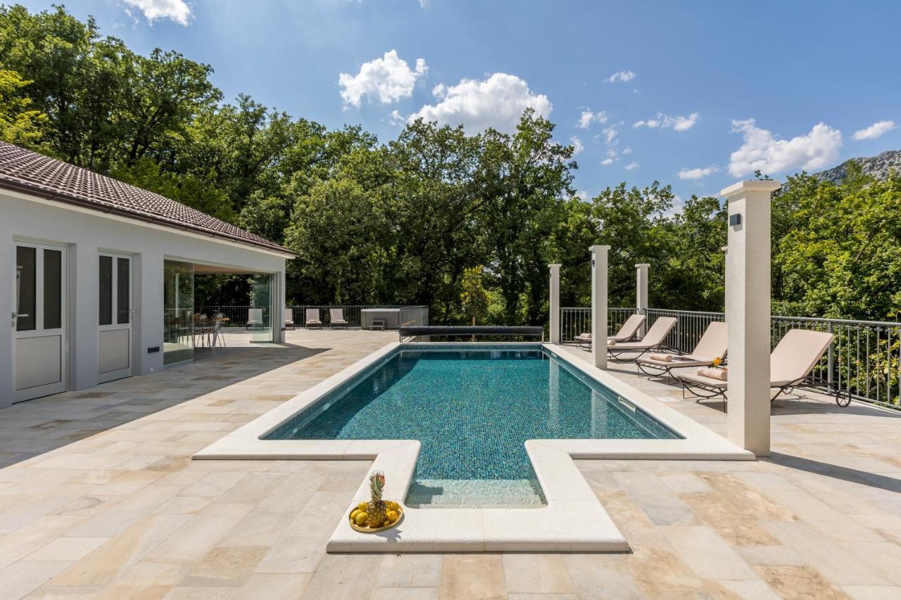 Villa Grey Stone Gata Kültér fotó