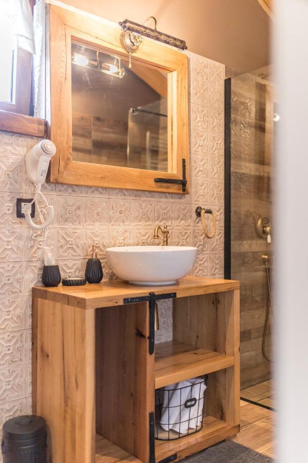 Villa Grey Stone Gata Kültér fotó